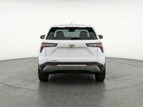 Used 2025 Chevrolet Equinox LT FWD image 7
