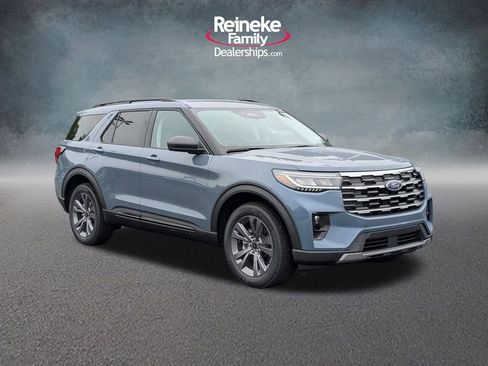 New 2026 Ford Explorer Active w/ Active Comfort Package AWD/4WD image 3