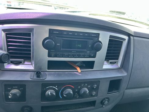 Used 2007 Dodge Ram 1500 Truck SLT w/ Trailer Tow Group AWD/4WD image 14