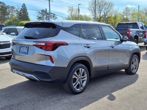 Used 2022 Kia Seltos LX AWD/4WD image 4
