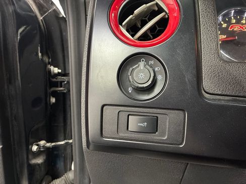 Used 2014 Ford F150 FX4 w/ Equipment Group 402A Luxury AWD/4WD image 11