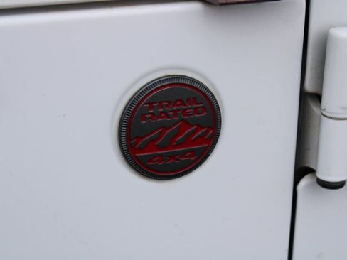 Used 2018 Jeep Wrangler Unlimited Rubicon image 13