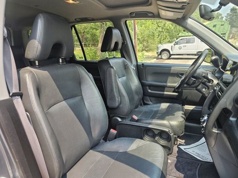 Used 2005 Honda CR-V EX image 48