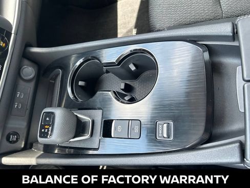Certified 2025 Nissan Rogue SV FWD image 15