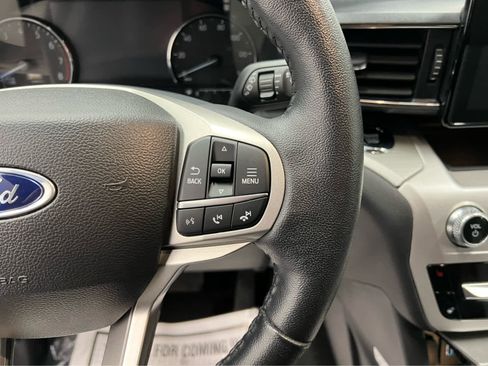 Used 2023 Ford Explorer XLT w/ Equipment Group 202A image 23