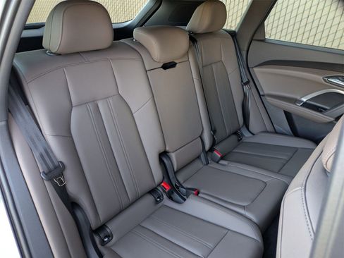 New 2025 Audi Q5 Premium image 11