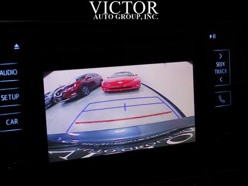 Used 2019 Toyota Corolla LE image 21