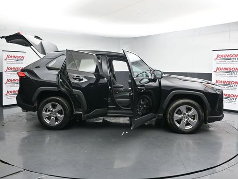 Used 2024 Toyota RAV4 XLE image 37
