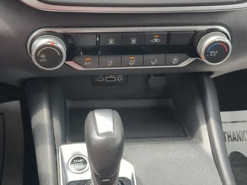 Used 2022 Nissan Altima 2.5 SV FWD image 23