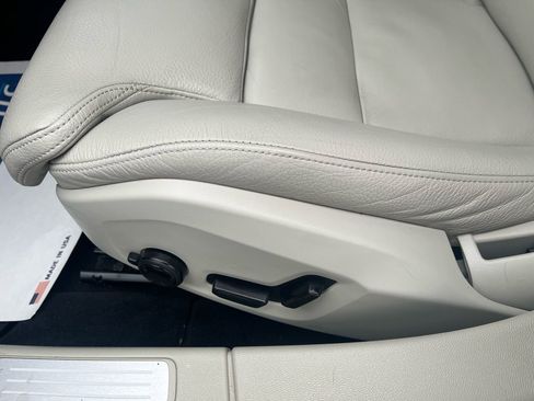 Used 2019 Volvo S60 T6 Inscription image 8