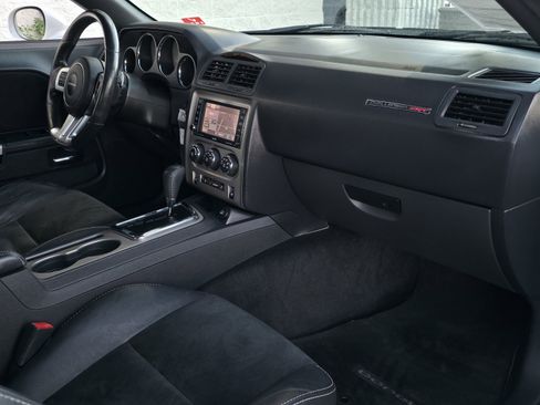 Used 2012 Dodge Challenger SRT8 w/ Premium Sound Group image 31