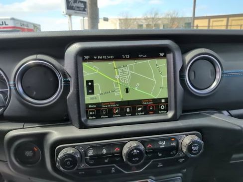 Used 2022 Jeep Wrangler Unlimited Rubicon 4xe w/ Steel Bumper Group AWD/4WD image 21