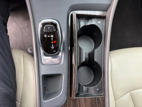 Used 2017 Buick LaCrosse Essence FWD image 14