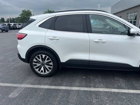 Used 2020 Ford Escape Titanium AWD/4WD image 8