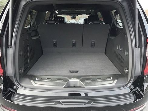 New 2026 GMC Yukon XL AT4 Ultimate w/ LPO, Illumination Package image 27