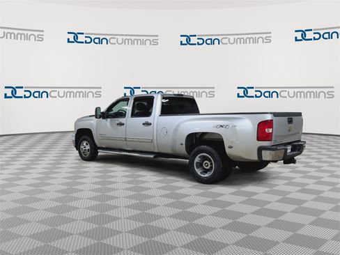 Used 2011 Chevrolet Silverado 3500 LT w/ Interior Plus Package image 6