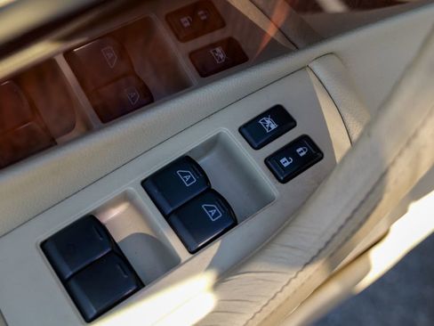 Used 2011 INFINITI FX35 AWD w/ Premium Pkg image 19