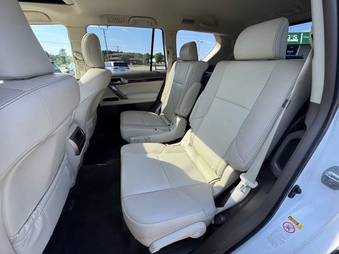 Used 2019 Lexus GX 460 Premium AWD/4WD image 26