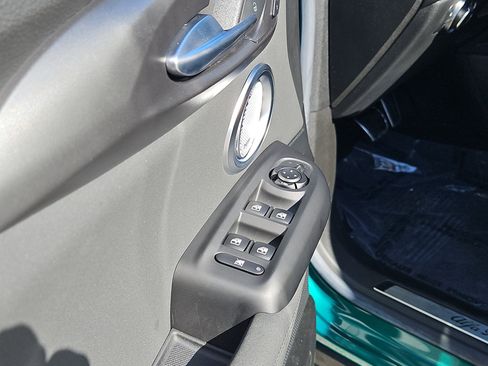 Used 2024 Alfa Romeo Tonale Veloce image 14