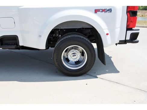 Used 2026 Ford F350 Platinum w/ Platinum Plus Package AWD/4WD image 26