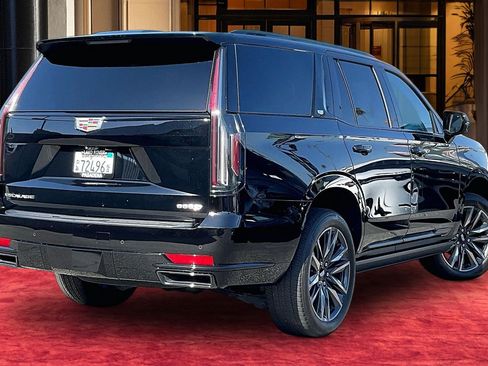 Used 2023 Cadillac Escalade Sport Platinum AWD/4WD image 12