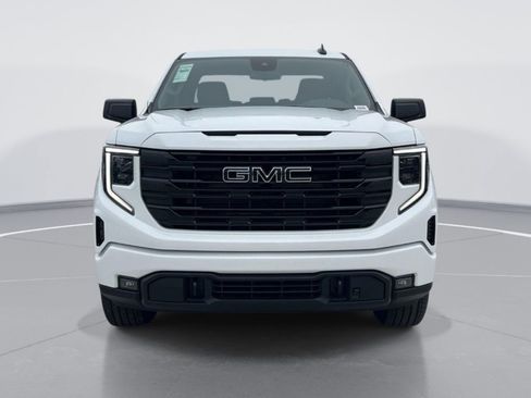 New 2026 GMC Sierra 1500 Elevation w/ LPO, Elevation Black Package AWD/4WD image 8