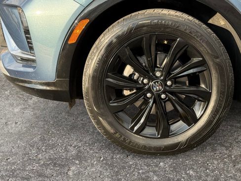 Used 2024 Buick Envista Sport Touring w/ Convenience I Package image 5
