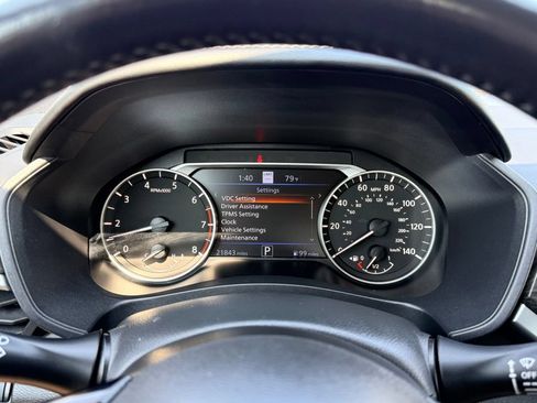 Used 2023 Nissan Altima 2.5 SL FWD image 19