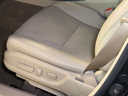 Used 2018 Acura RDX AWD w/ Advance Package image 21