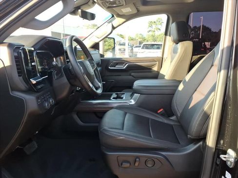 Used 2024 Chevrolet Silverado 2500 LTZ w/ LTZ Plus Package AWD/4WD image 19