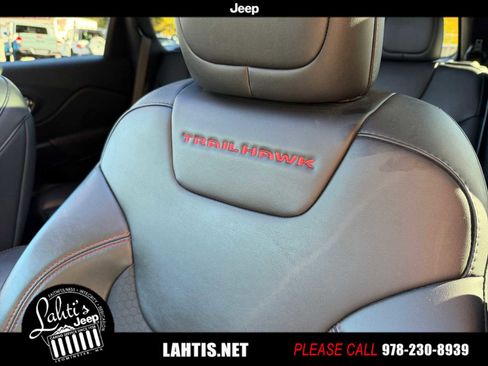 Certified 2022 Jeep Cherokee Trailhawk w/ Sun, Sound & Nav Group image 30