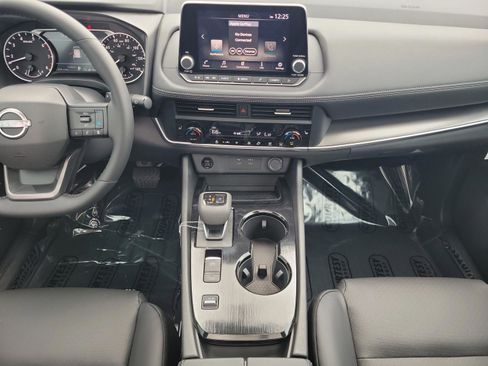 New 2026 Nissan Rogue SV w/ SV Premium Package image 17