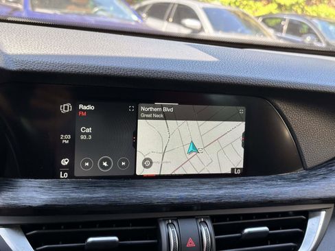 Used 2022 Alfa Romeo Stelvio Sprint image 29