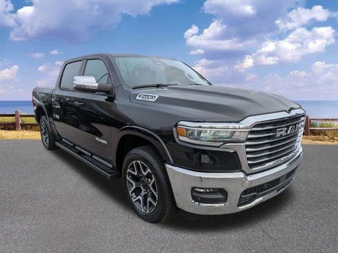 Certified 2025 RAM 1500 Laramie w/ Bed Utility Group image 10