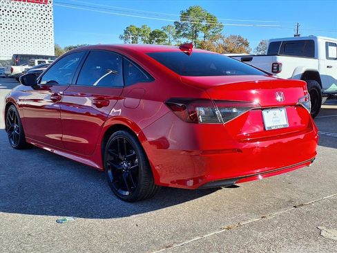 Certified 2025 Honda Civic Sport image 3