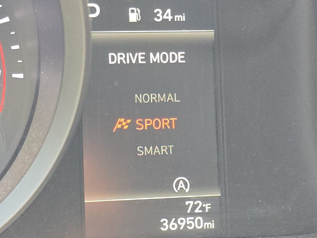 Used 2021 Hyundai Elantra SE w/ Preferred Accessory Package FWD image 29