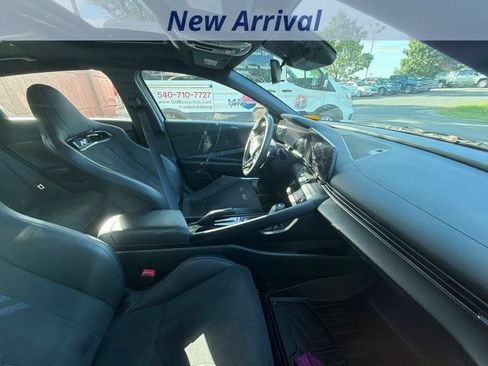 Used 2023 Hyundai Elantra N FWD image 4