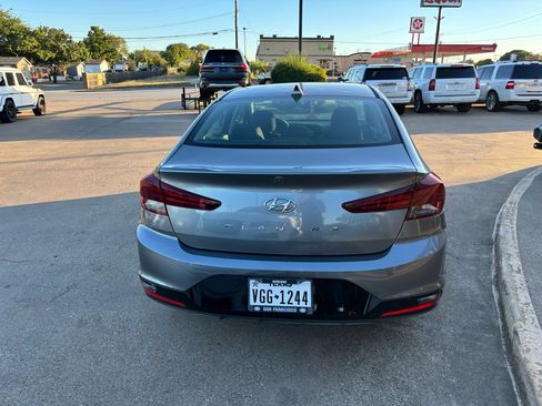 Used 2019 Hyundai Elantra SEL w/ Cargo Package image 5