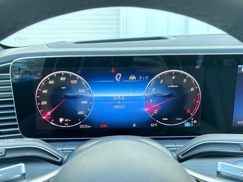 Used 2024 Mercedes-Benz GLE 450 4MATIC image 9