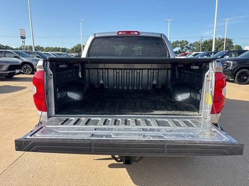 Used 2019 Toyota Tundra Platinum AWD/4WD image 5