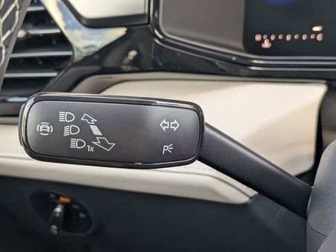 New 2026 Volkswagen Taos S image 25