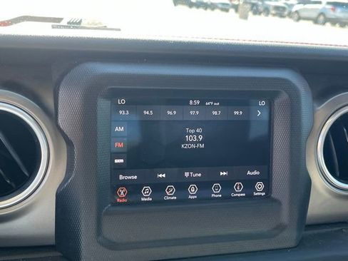 Used 2018 Jeep Wrangler Rubicon w/ LED Lighting Group image 20