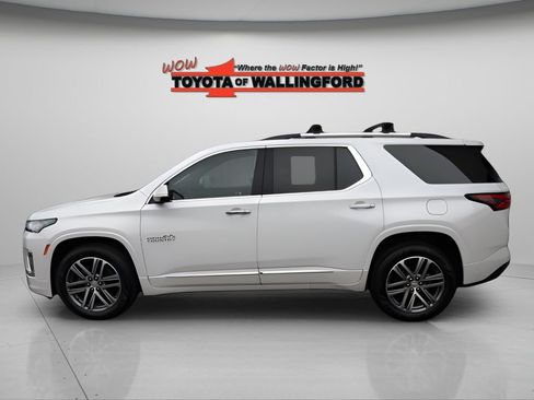 Used 2023 Chevrolet Traverse High Country w/ LPO, Floor Liner Package AWD/4WD image 2