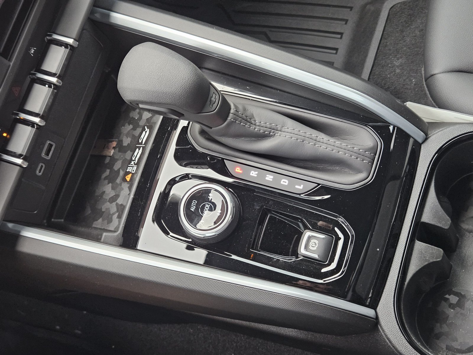 New 2026 Chevrolet Colorado Trail Boss AWD/4WD image 15