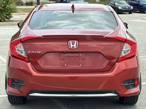Used 2019 Honda Civic EX image 5