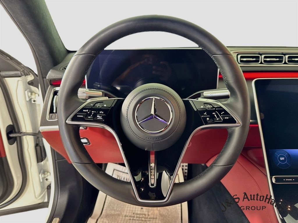 Used 2022 Mercedes-Benz S 580 4MATIC Sedan image 12