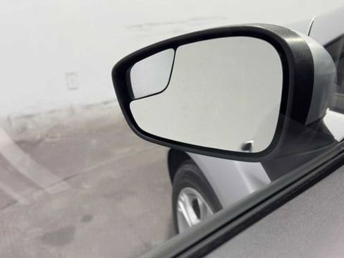 Used 2015 Ford Fiesta SE FWD image 11