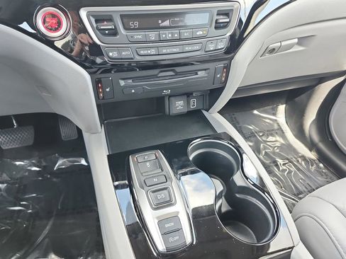 Used 2020 Honda Pilot Touring image 37