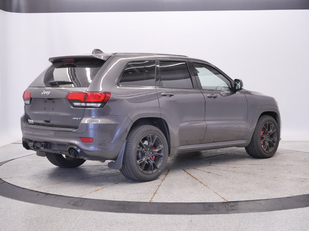 Used 2017 Jeep Grand Cherokee SRT AWD/4WD image 5