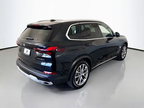 Used 2024 BMW X5 xDrive50e w/ Premium Package image 7